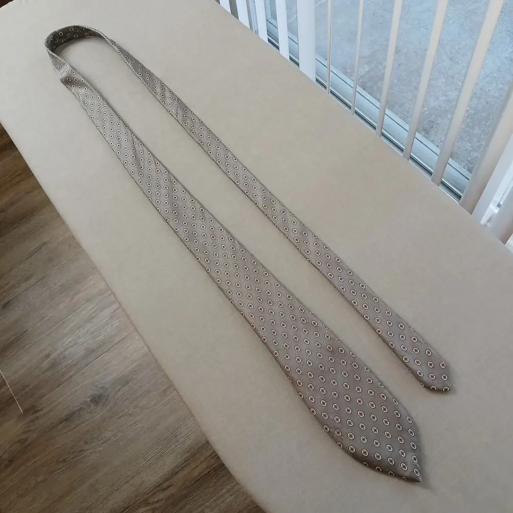 Vintage Della Croce Grey Medallion Print Mens Necktie Italy handmade silk retro